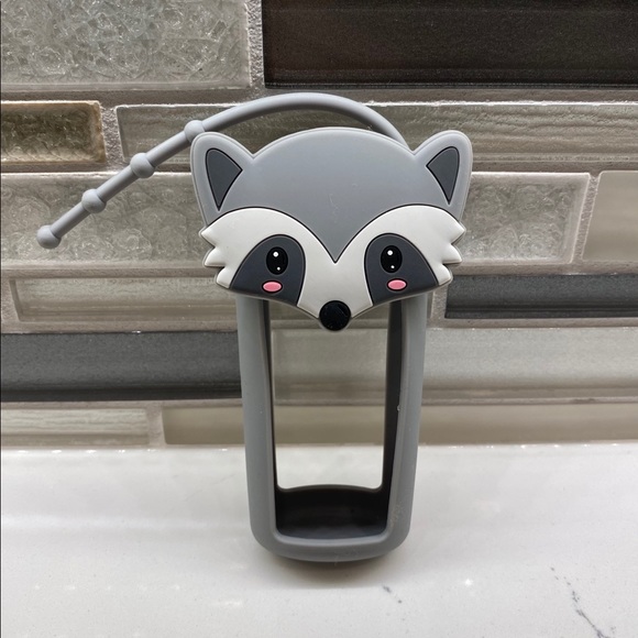 5 Sets Thieves Hand Sanitizer and Holder - Picture 4 of 4